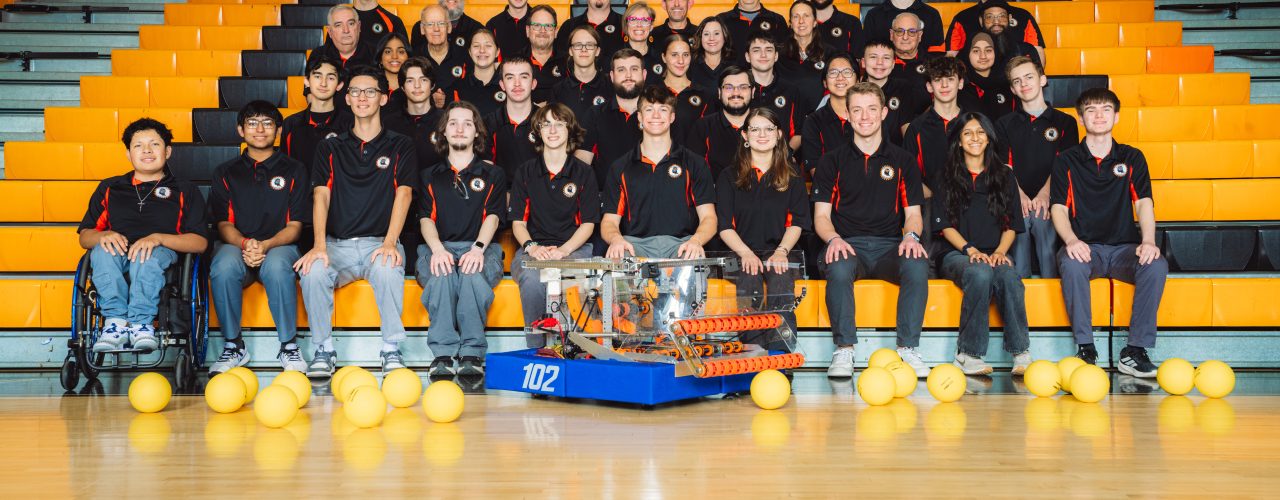 2025-2026 Whole team with robot